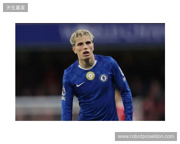 加纳乔:如今比赛很大程度上取决于边锋;罗塞尼尔很了解球员 加纳乔:如今比赛很大程度上取决于边锋;罗塞尼尔很了解球员