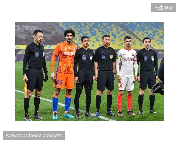 欢迎球员明天回到家乡，从上海海港转会加盟武汉三镇足球俱乐部