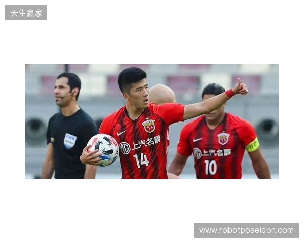 上海海港富盛经开6-1上海赛更达，李圣龙双响杨黔东获处子球