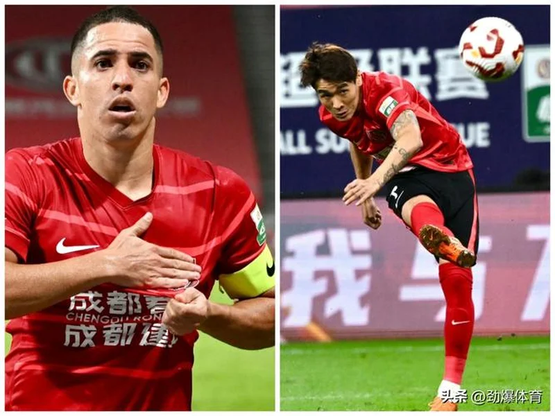 半场-成都蓉城暂0-0青岛海牛 罗慕洛、韦世豪中柱 韦林顿失良机